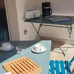 Apartment Appt Dans Avec Piscines Et Privees