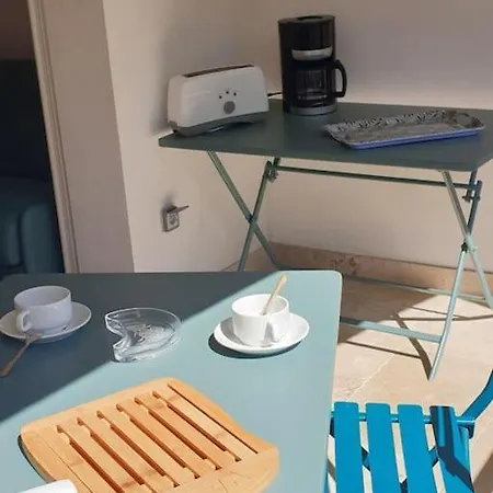 Apartment Appt Dans Avec Piscines Et Privees