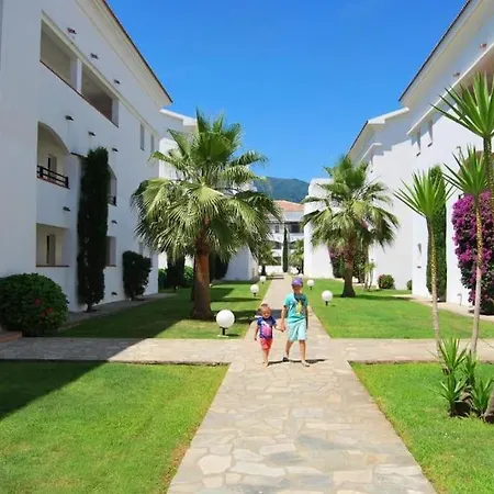 Appt Dans Avec Piscines Et Privees * San-Nicolao