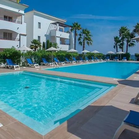 Appt Dans Avec Piscines Et Privees * سان-نيكولاو