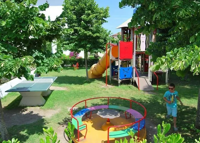 Appt Dans Avec Piscines Et Privees * סן-ניקולאו