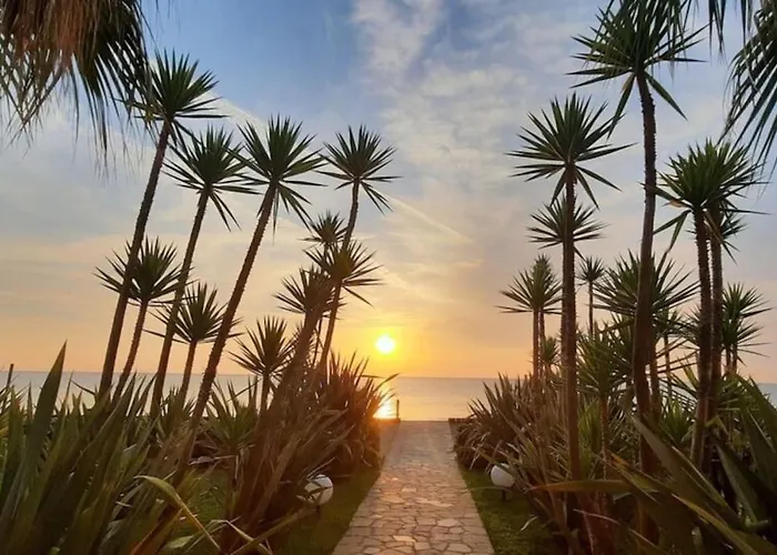 Appt Dans Avec Piscines Et Privees