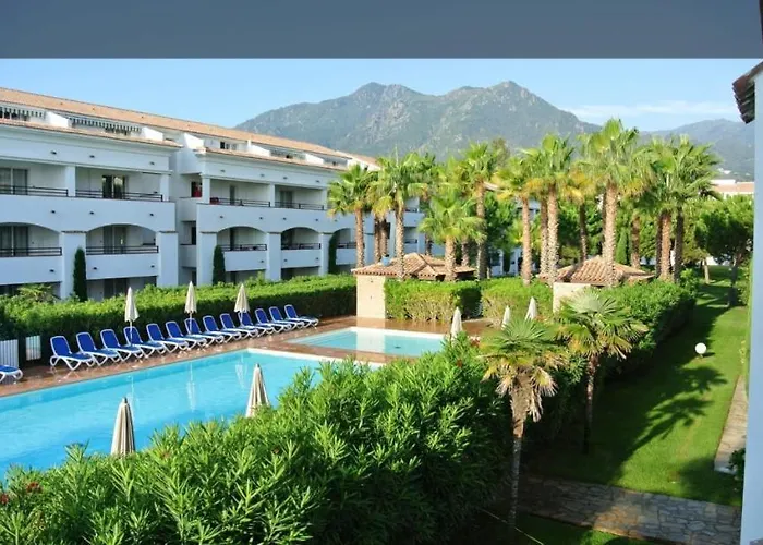 Apartment Appt Dans Avec Piscines Et Privees *